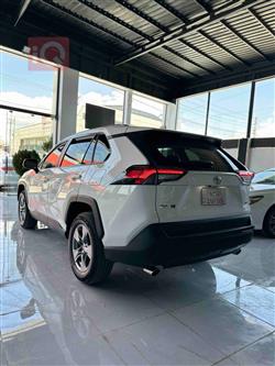 تۆیۆتا ڕاڤ 4